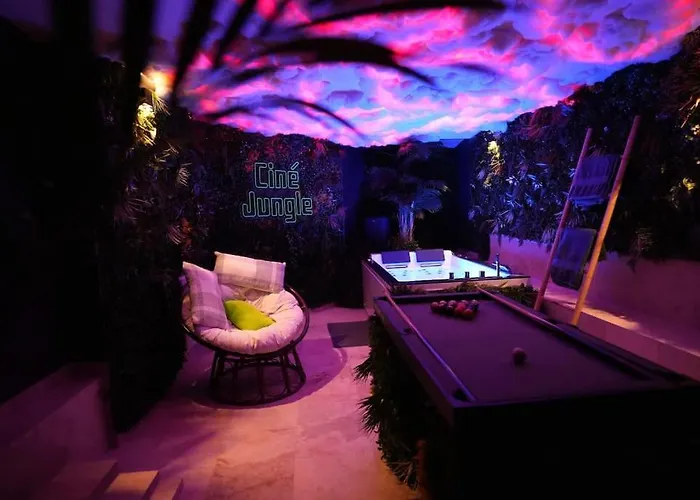 Cine Jungle Duplex Balneo