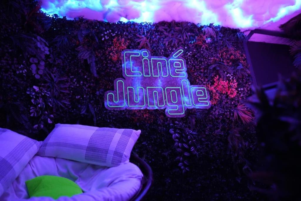 Cine Jungle Duplex Balneo Roanne